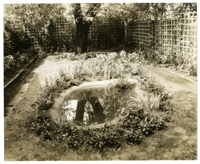 Garden of Mrs W H Wells 265 W 11th, Greenwich Village, New York, USA, ca. 1936-37 (foto af gelatinesølv) af Jessie Tarbox Beals