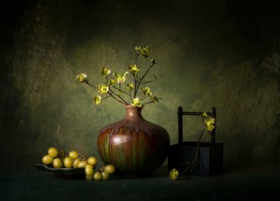 Elegant grønt stilleben af John-Mei Zhong