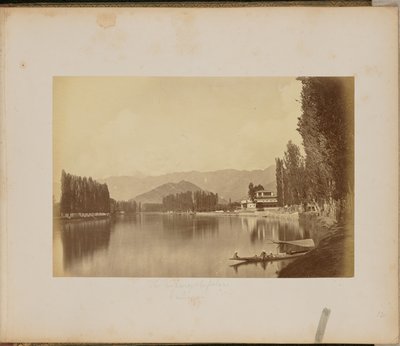 Maharajaens [sic] palads. Srinaggar af John Edward Saché