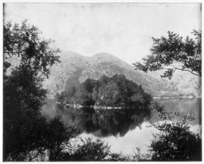 Ellens Isle, Loch Katrine, Skotland, slutningen af det 19. århundrede af John L. Stoddard