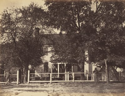 Aiken House, på Weldon Railroad, Virginia., februar 1865 (abumen-tryk monteret på vævet papir) af John Reekie