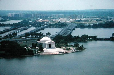 Jefferson Memorial, bygget 1938-43 af John Russell Pope