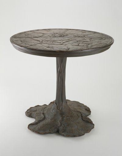 Lotus-bord, ca. 1905 (Jin-di-Sugi-behandlet cyprestræ) af John Scott Bradstreet