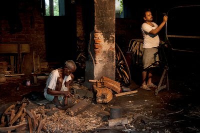 Rickshaw-trækere, Kolkata, 2009 (foto) af Jon Nicholson