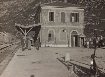 Album "Min verdenskrig - minder om den sydvestlige front i Kärnten, Italien, Trentino-Alto Adige) 31/03/1915-12/11/ 1918 - Josef Zohles Wien ": station i Chiusaforte (s/h) af Josef Zohles