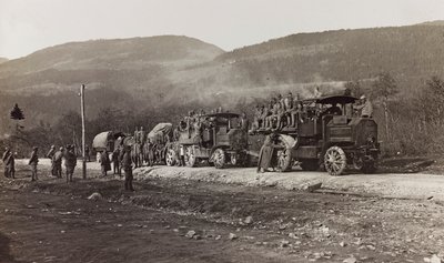 Album "Min verdenskrig - minder om den sydvestlige front i Kärnten, Italien, Trentino-Alto Adige) 31/03/1915-12/11/ 1918 - Josef Zohles Wien ": militærkøretøjer i Hermag af Josef Zohles