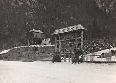 Album "Min verdenskrig - minder om den sydvestlige front i Kärnten, Italien, Trentino-Alto Adige) 31/03/1915-12/11/ 1918 - Josef Zohles Vienna ": militærkirkegård i Seisse af Josef Zohles