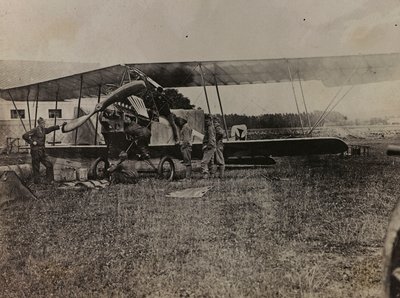 Album "Min verdenskrig - minder om den sydvestlige front i Kärnten, Italien, Trentino-Alto Adige) 31/03/1915-12/11/ 1918 - Josef Zohles Vienna ": Østrigske soldater med en mi af Josef Zohles