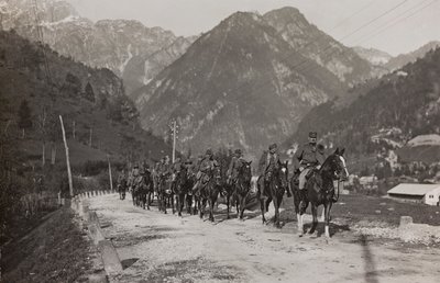 Album "Min verdenskrig - minder om den sydvestlige front i Kärnten, Italien, Trentino-Alto Adige) 31/03/1915-12/11/ 1918 - Josef Zohles Wien ": soldater fra kavaleriet (b/ af Josef Zohles