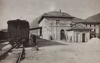 Album "Min verdenskrig - minder om den sydvestlige front i Kärnten, Italien, Trentino-Alto Adige) 31/03/1915-12/11/ 1918 - Josef Zohles Wien ": stationen i Tolmezzo (s/h ph) af Josef Zohles