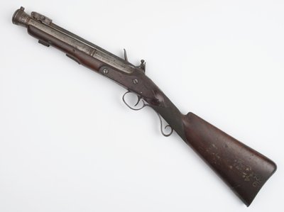 Blunderbuss med fjederbajonet udstedt til Irish Volunteers, ca. 1815 (blunderbuss, flintlock) af Joseph Wood