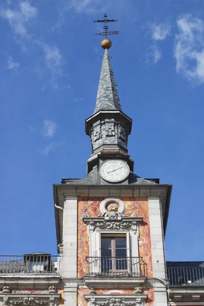 Tårn fra et af balkonhusene (se 86693) af Juan Gomez de Mora