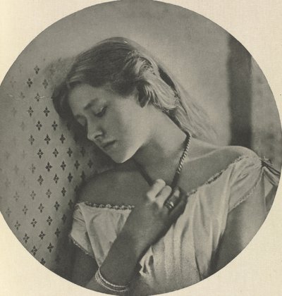 Ellen Terry, i en alder af 16 år af Julia Margaret Cameron