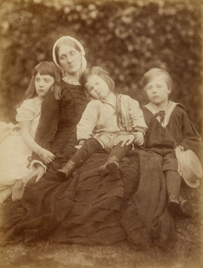 Mrs. Herbert Duckworth med Florence Fisher, George Duckworth og Herbert Fisher af Julia Margaret Cameron