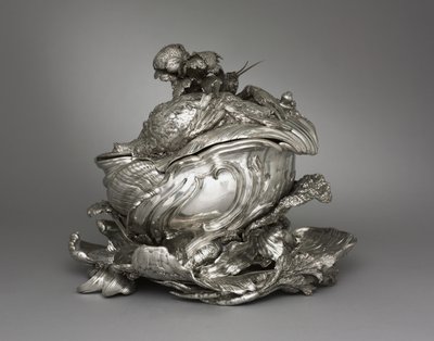 Platter, Terrin og Terrin Låg, lavet af Henry Adnet af Juste Aurèle Meissonnier