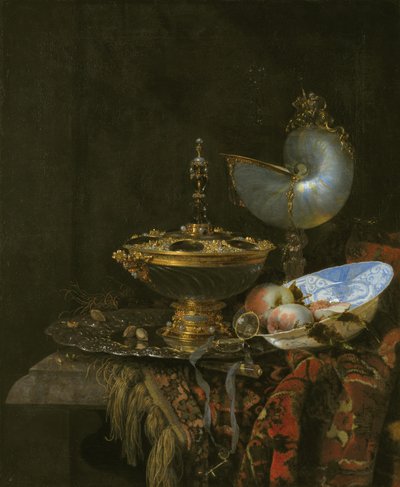 Pronk Still Life med Holbein skål, Nautilus kop, glasbæger og frugtfad af Kalf