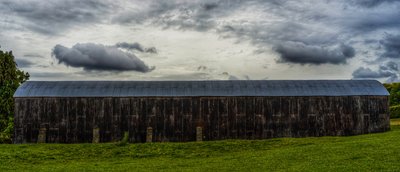 Long Old Barn II, 2020 (foto) af Katha Wood