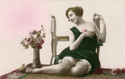 Frau im grünen Kleid, ca. frühes 20. Jahrhundert von 