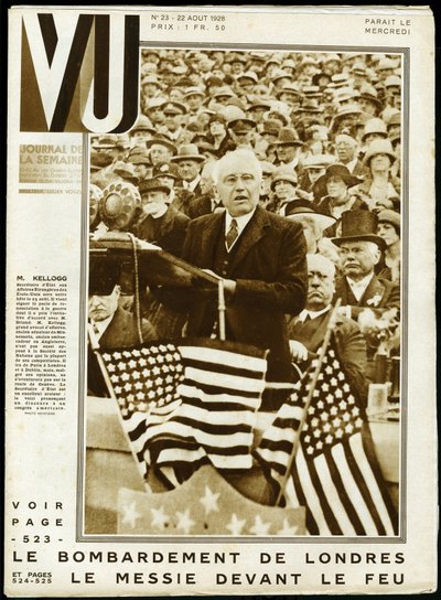 Portræt af Frank Billings Kellogg (1856-1937), amerikansk politiker, senator i Minnesota og udenrigsminister fra 1925 til 1929, og Nobels fredspris i 1929, under en tale ved en amerikansk kongres. Keystone-fotografering, til forsiden af den ugentlige VU af Keystone View Company