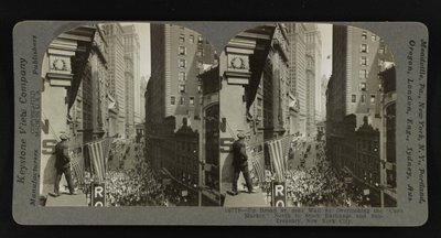 Op ad Broad St. nær Wall St. med udsigt over "Curb Market", nordpå til Stock Exchange og Sub-Treasury, New York City af Keystone View Company