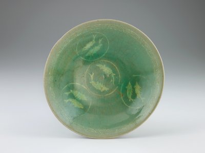 Skål med indlagt dekoration af parfisk, anden halvdel af 1100-tallet af Korean School