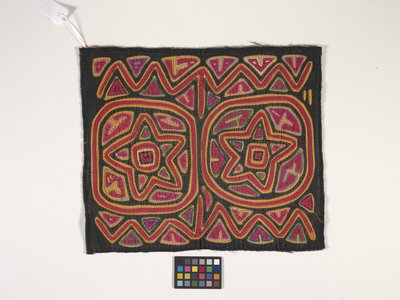 Skjortepanel (Mola) (foto) af Kuna Indian Culture