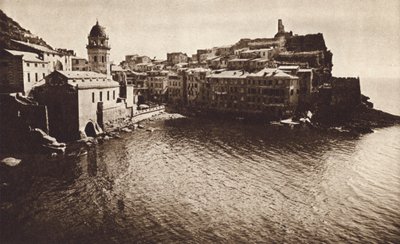 Italien: Vernazza, Riviera (s/h foto) af Kurt Hielscher