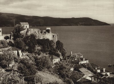 Jugoslavien: Castelnuovo ved Cattaro-bugten (s/h-billede) af Kurt Hielscher
