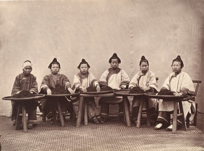 Culling Tea, ca. 1869. af Lai Fong.