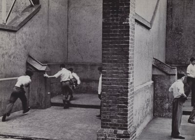 Fives, Eton (s/h foto) af Laszlo Moholy Nagy
