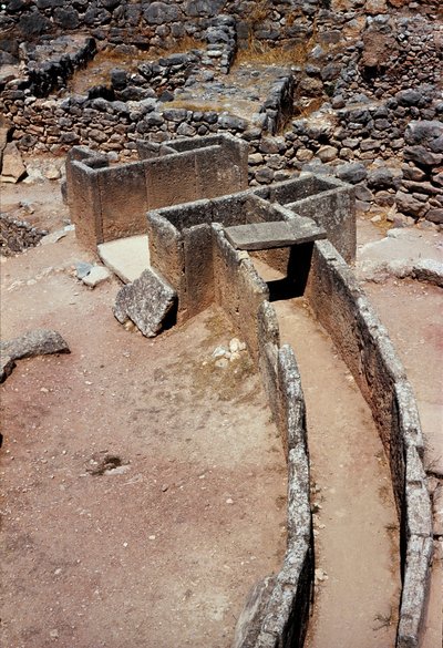 Luftfoto af den første cirkel af grave (kongelig kirkegård) opdaget af arkæologen Heinrich Schliemann (1822-1890) i årene 1870: stedet for den antikke by Mykenes, på Peloponnes (1500-1100 f.Kr.) Grækenland af Late Helladic Period Mycenaean