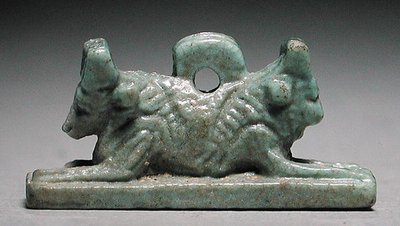 Tyrehovedet løveamulet, Saite-periode, 715-656 f.Kr. (blå-grøn fajance) af Late Period Egyptian