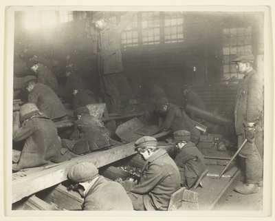 Et billede af arbejderne i Ewen Breaker fra Pennsylvania Coal Company af Lewis Wickes Hine