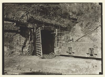 Motor til kultog, West Virginia af Lewis Wickes Hine