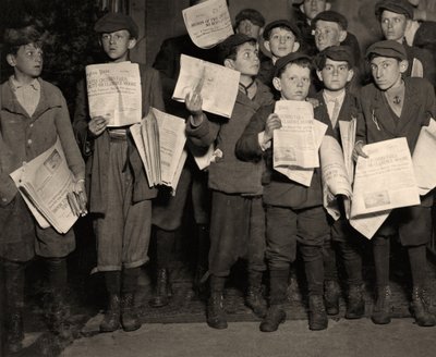 Newsboys efter midnat af Lewis Wickes Hine