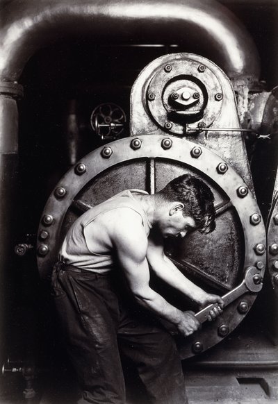 Powerhouse Mekaniker, c.1924; af Lewis Wickes Hine