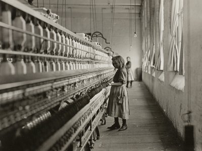 Sadie Pfeifer, en bomuldsspinder, Lancaster, South Carolina af Lewis Wickes Hine