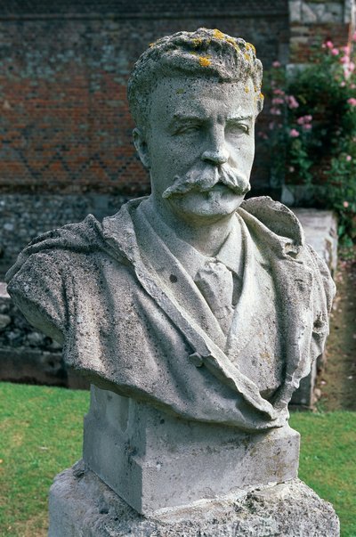 Buste af Guy De Maupassant, haven til slottet Miromesnil, Frankrig, Øvre Normandiet af Unbekannt Unbekannt
