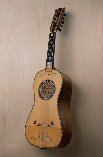 Chitarra battente (guitar), musikinstrument bygget i værkstedet hos luthier Pasquale Scala i Praiano, Campania. Italien, 20. århundrede af Unbekannt Unbekannt