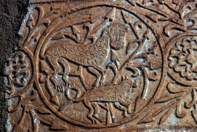 Stenrelief, der viser fantastiske dyr, Jomfruens Dormitions kirke (Panagia Skripou), Orchomenus, Boeotia, Grækenland, 9. århundrede (foto) af Unbekannt Unbekannt