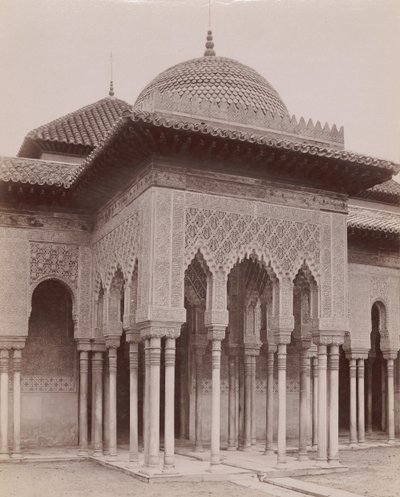 [Løvernes gårdhave, Alhambra, Granada], 1880