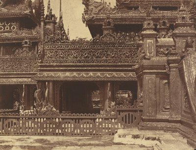 Amerapoora: Another Part of the Balcony of Kyoung No. 86,September 1-October 21 af Linnaeus Tripe