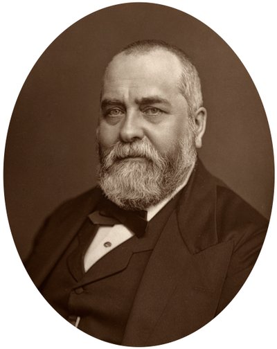 Sir Francis Philip Cunliffe Owen, direktør for South Kensington Museum, 1880. af Lock and Whitfield