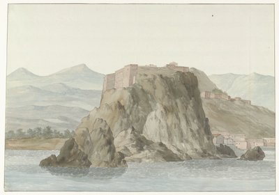 Klippe og by Scilla i regionen Calabrien set fra havet på nordsiden Rocher & Ville de Scilla og Calabre; vue prize en mer, du côté du Nord (titel på objekt) Voyage en Italy, og Sicile et à Malte - 1778 (serietitel) af Louis Ducros