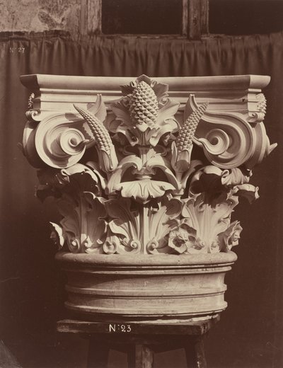 Ornamental skulptur fra operahuset i Paris (søjlefragment) af Louis Emile Durandelle
