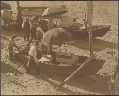 [Både på stranden] af Louis Fleckenstein