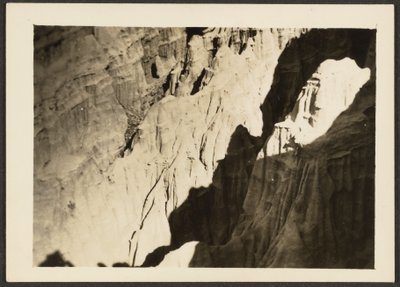[Canyon Landscape] af Louis Fleckenstein