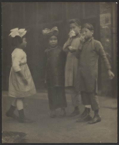 [Børn i Chinatown] af Louis Fleckenstein
