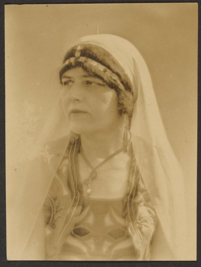 [Nautch Girl] af Louis Fleckenstein