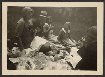 [Picnic] af Louis Fleckenstein